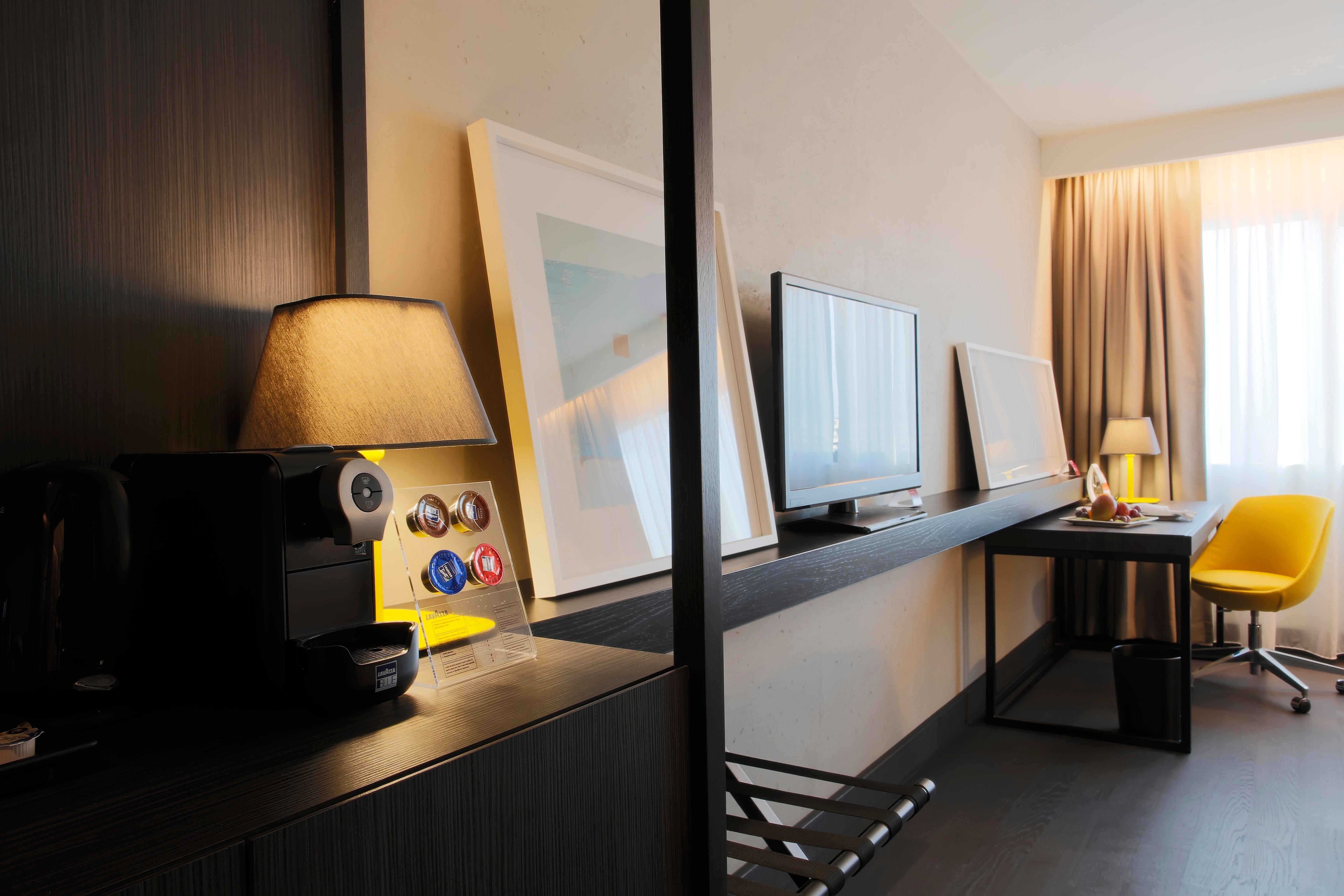 Hotel Crowne Plaza Belgrade By Ihg Esterno foto