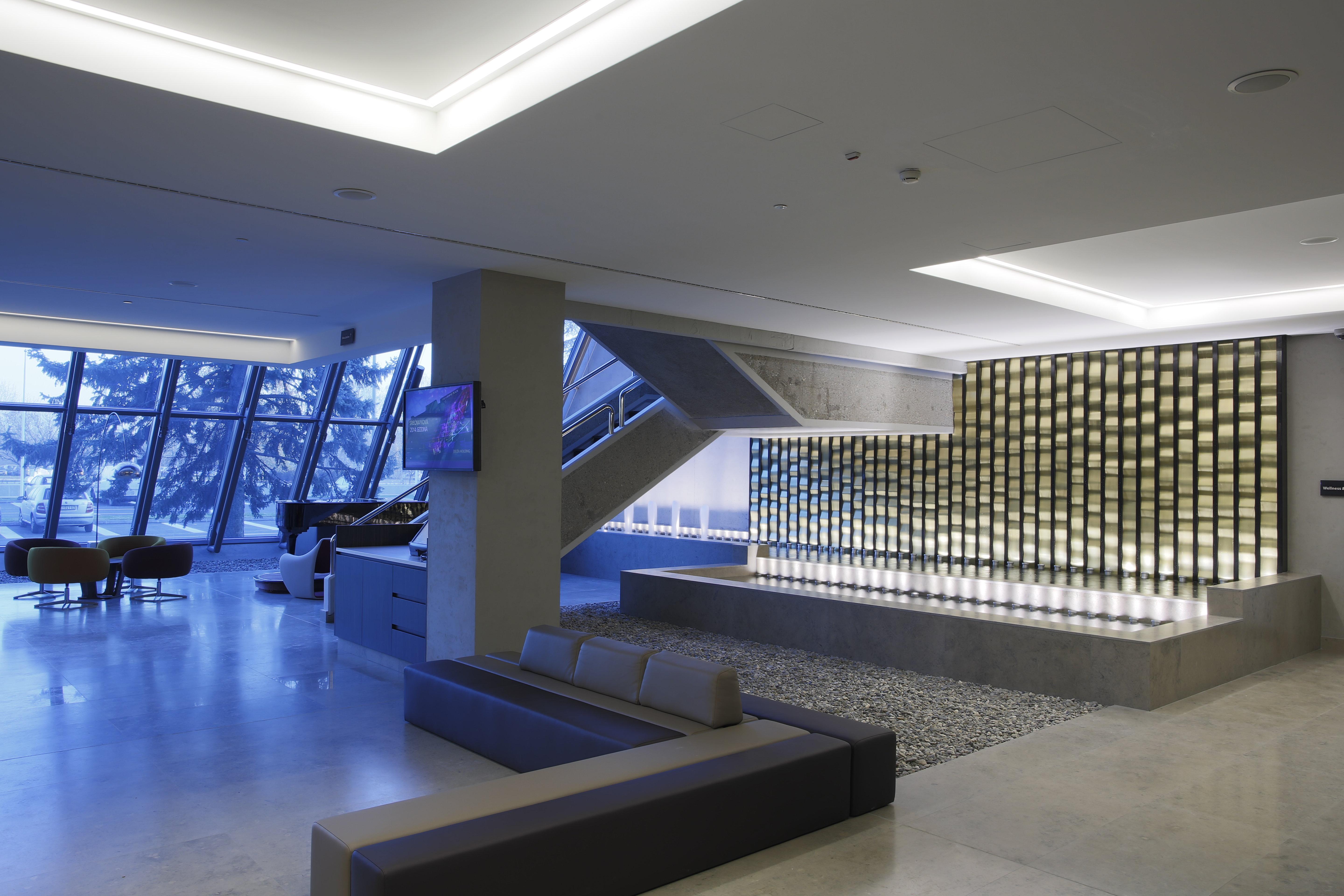 Hotel Crowne Plaza Belgrade By Ihg Esterno foto