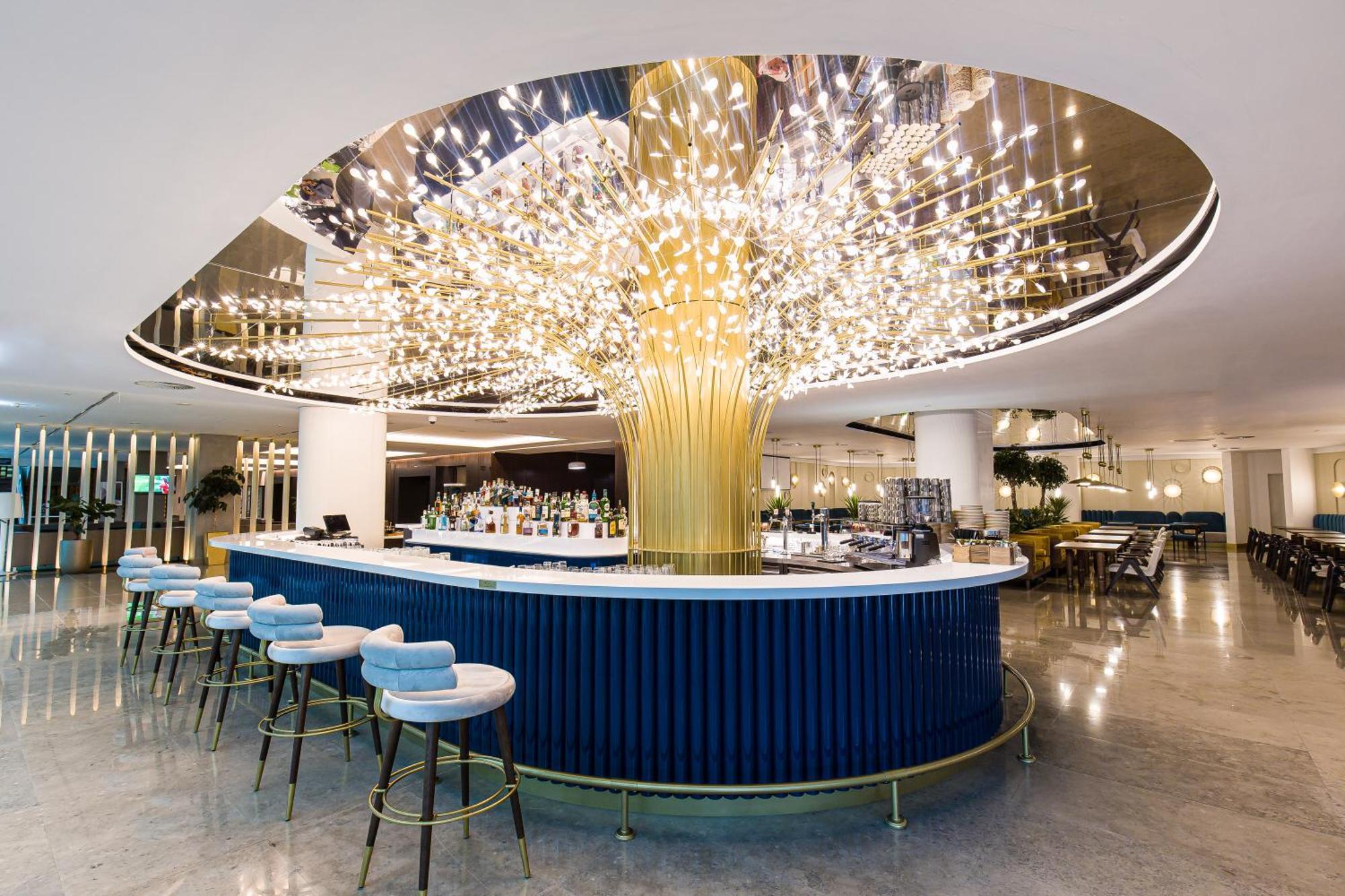 Hotel Crowne Plaza Belgrade By Ihg Esterno foto