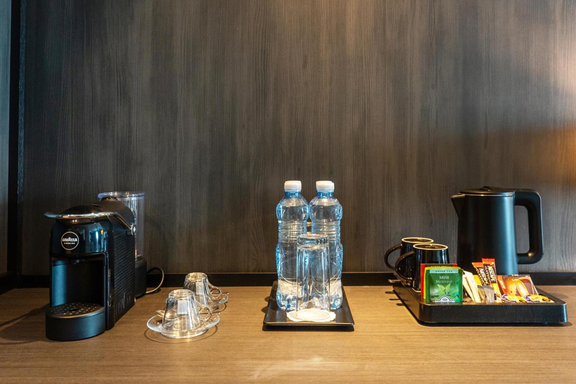 Hotel Crowne Plaza Belgrade By Ihg Esterno foto