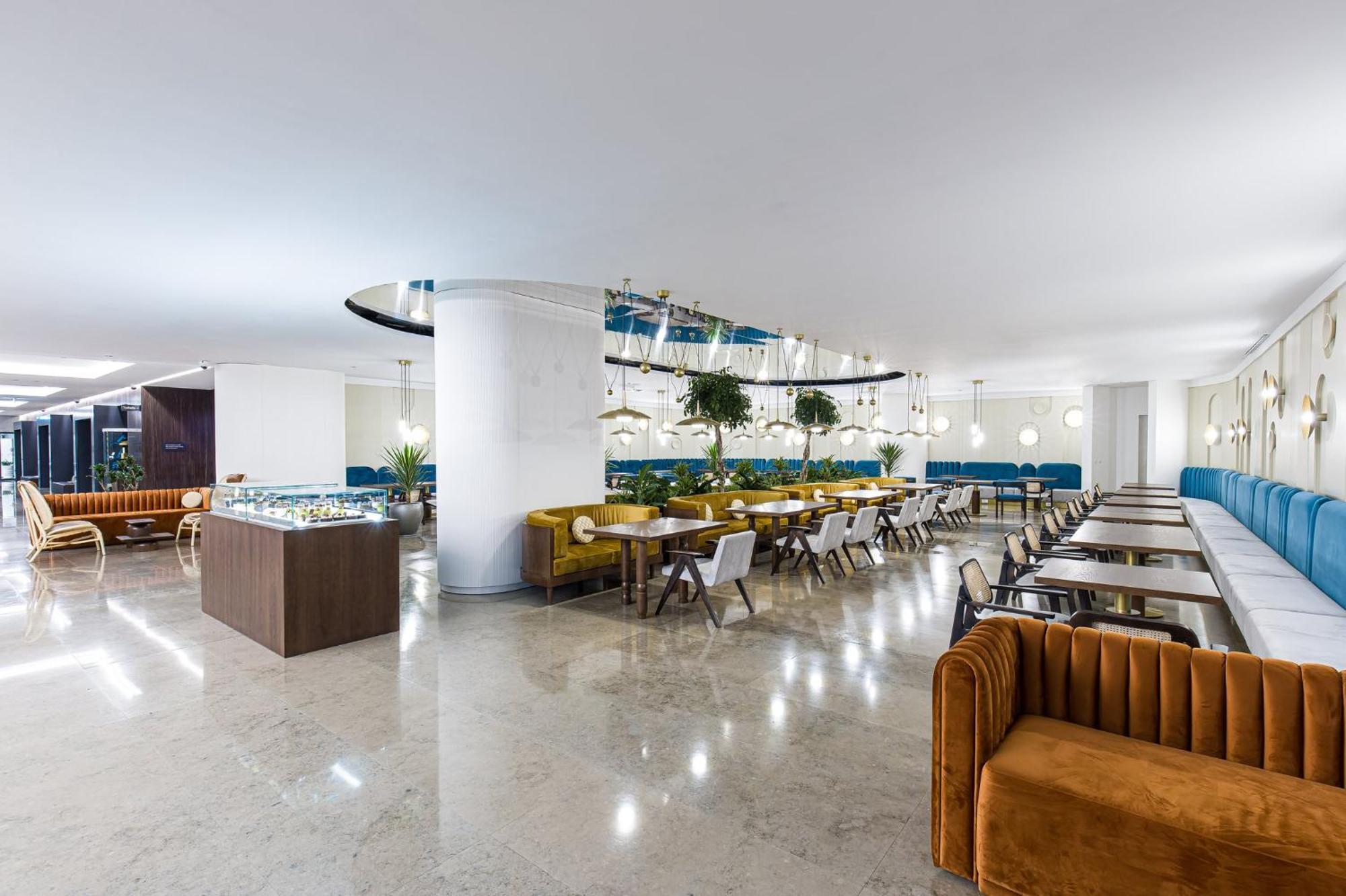 Hotel Crowne Plaza Belgrade By Ihg Esterno foto