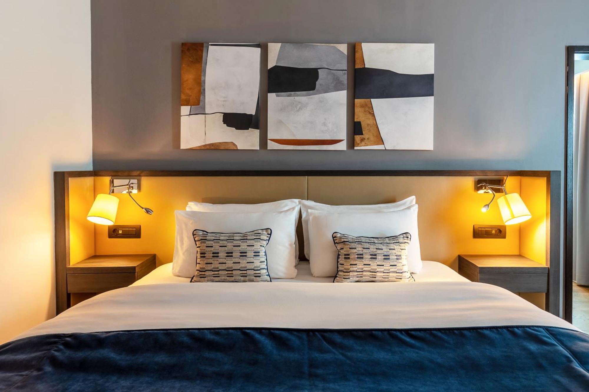 Hotel Crowne Plaza Belgrade By Ihg Esterno foto