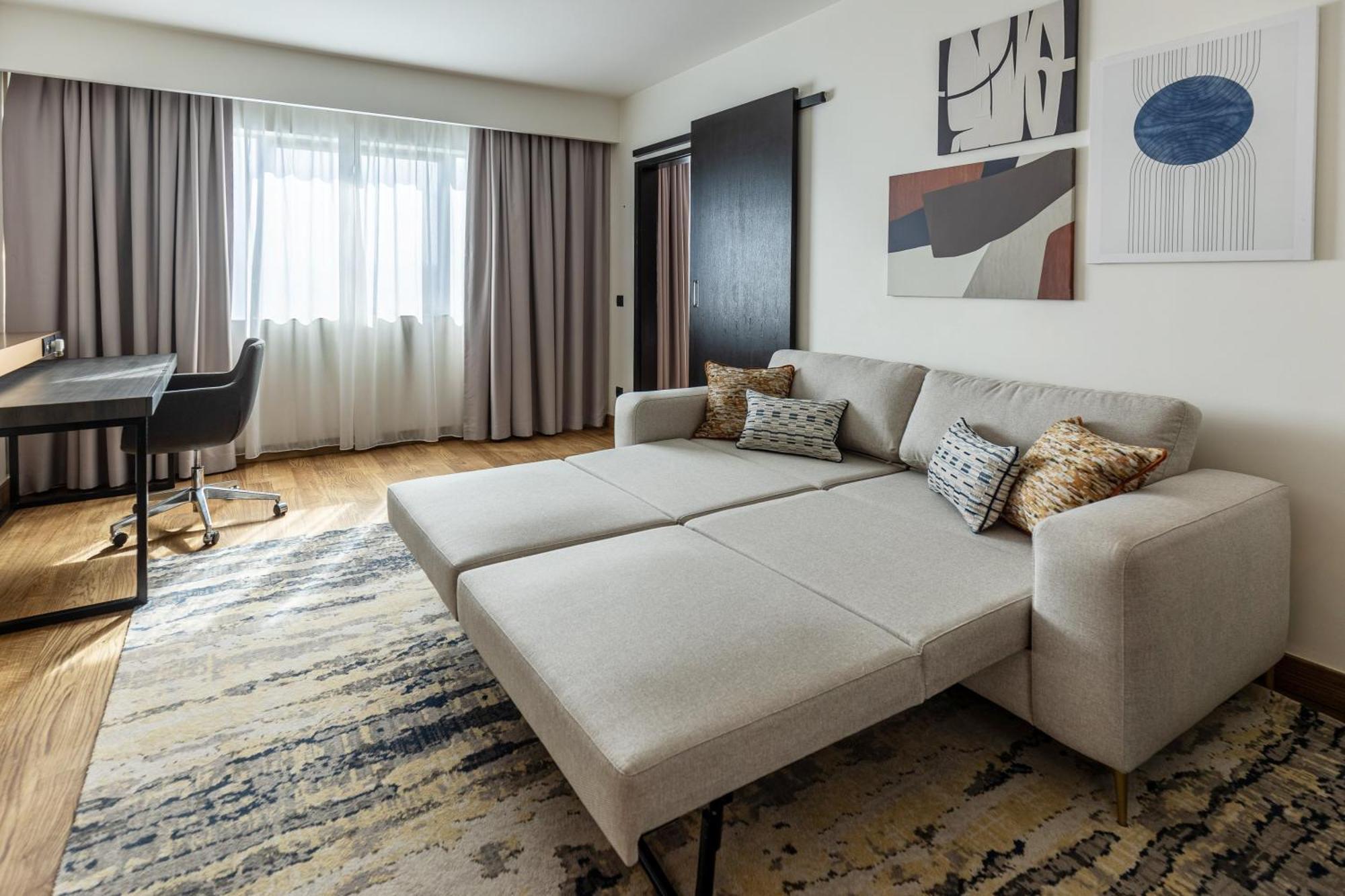 Hotel Crowne Plaza Belgrade By Ihg Esterno foto